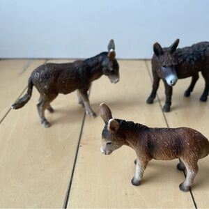 Schleich Donkey Bundle